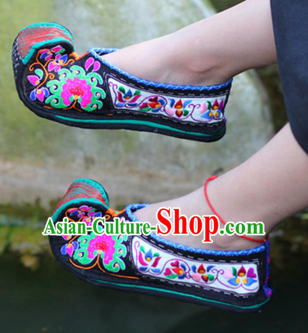 Chinese Handmade Embroidered Black Shoes Hanfu Shoes Traditional National Shoes for Women