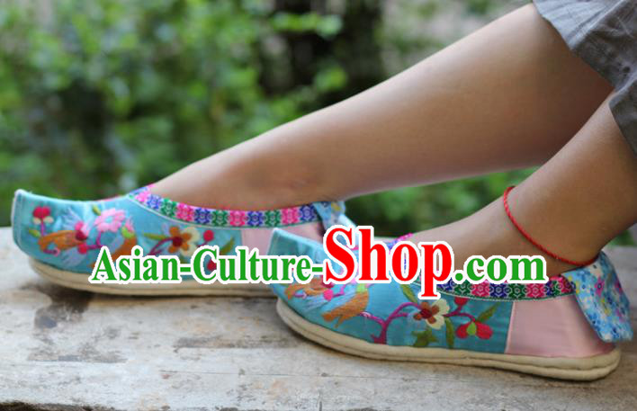 Chinese Handmade Blue Satin Embroidered Shoes Hanfu Shoes Traditional National Shoes for Women