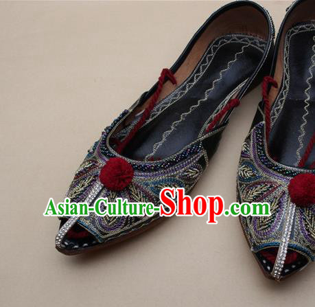 Asian India Traditional National Embroidered Navy Shoes Handmade Indian Folk Dance Shoes for Women