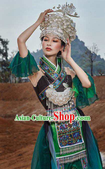 Traditional Chinese Miao Nationality Green Dress Guizhou Ethnic Folk Dance Stage Show Costume for Women