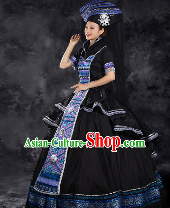 Traditional Chinese Zhuang Nationality Liu Sanjie Black Dress Ethnic Folk Dance Stage Show Costume for Women