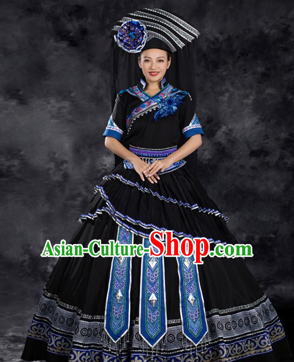 Chinese Traditional Zhuang Nationality Liu Sanjie Black Pleated Dress Ethnic Folk Dance Stage Show Costume for Women
