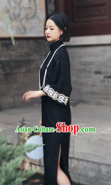 Chinese Traditional Black Silk Cheongsam Costume Republic of China Mandarin Qipao Dress for Women