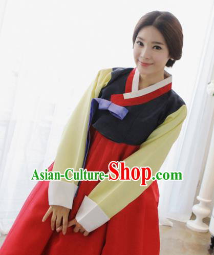 Korean Traditional Mother Hanbok Garment Black Satin Blouse and Red Dress Asian Korea Fashion Costume for Women