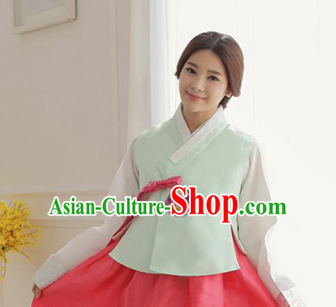 Korean Traditional Hanbok Garment Light Green Blouse and Pink Dress Asian Korea Fashion Costume for Women