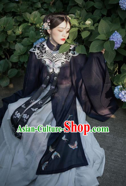 Chinese Ancient Imperial Consort Embroidered Blouse and Skirt Traditional Ming Dynasty Court Lady Costume for Women