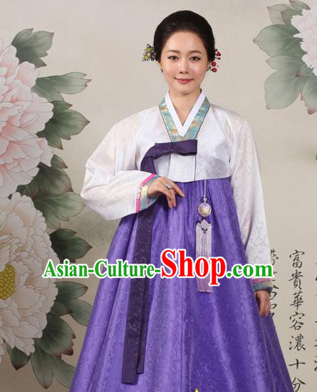 Korean Traditional Mother Hanbok White Blouse and Purple Dress Garment Asian Korea Fashion Costume for Women