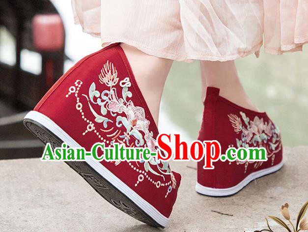 Asian Chinese Traditional Wedding Shoes Embroidered Purplish Red Shoes Opera Shoes Hanfu Shoes for Women