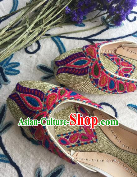 Asian India Traditional Embroidered Golden Leather Shoes Indian Handmade Shoes for Women