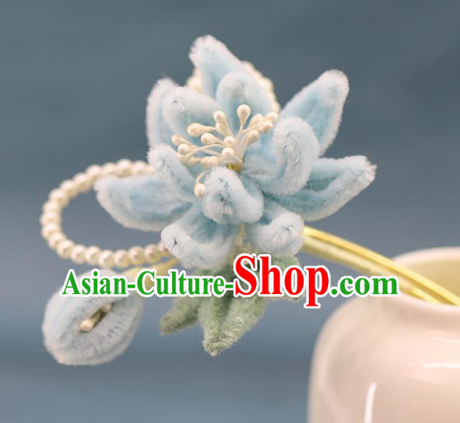 Traditional Chinese Handmade Blue Velvet Lotus Hairpin Headdress Ancient Hanfu Hair Accessories for Women