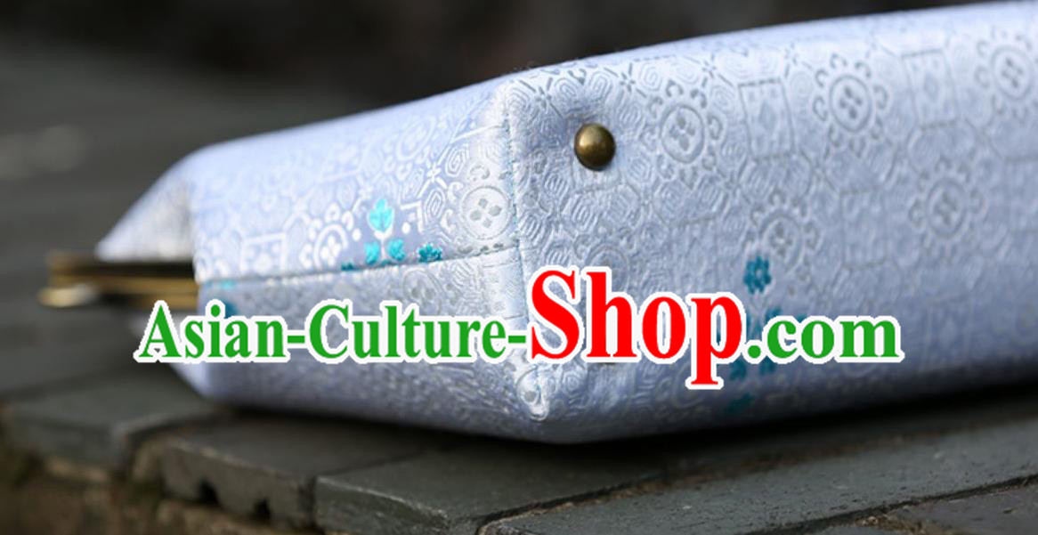 Chinese Traditional Plum Pattern White Brocade Bag Handmade Cheongsam Handbag for Women