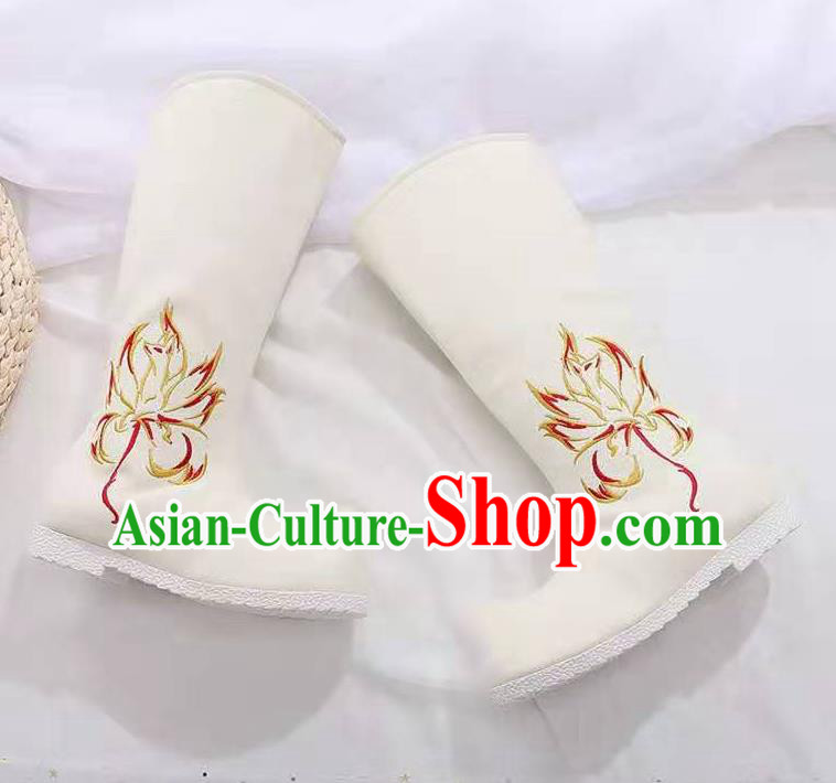 Traditional Chinese White Embroidered Nine Tail Fox Boots Kung Fu Boots Opera Shoes Hanfu Shoes for Women