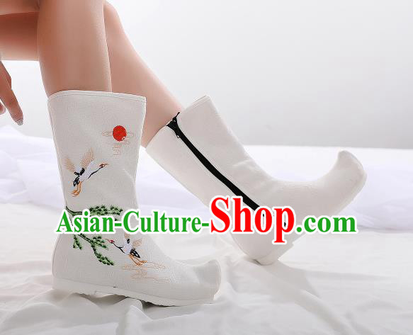 Traditional Chinese Kung Fu White Boots Opera Shoes Hanfu Shoes Embroidered Crane Boots for Women