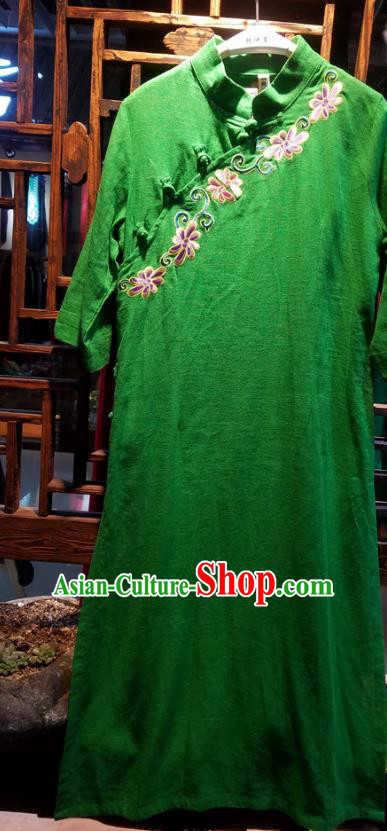 Traditional Chinese Embroidered Green Flax Dress National Cheongsam Costume for Women