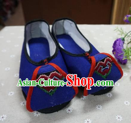 Traditional Chinese Ethnic Bride Blue Shoes Handmade Yunnan National Embroidered Shoes Wedding Shoes for Women