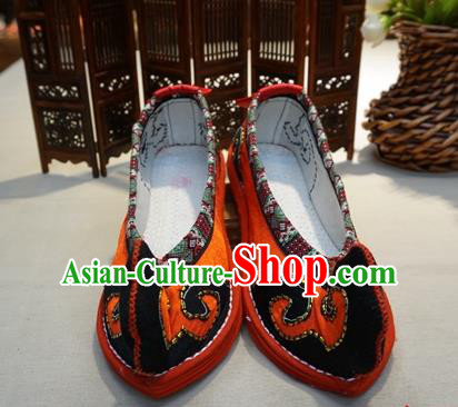 Traditional Chinese Handmade Ethnic Orange Embroidered Shoes Yunnan National Shoes Wedding Shoes for Women