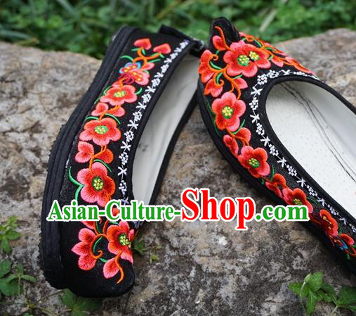 Traditional Chinese Wedding Embroidered Plum Black Shoes National Ethnic Shoes Hanfu Shoes for Women