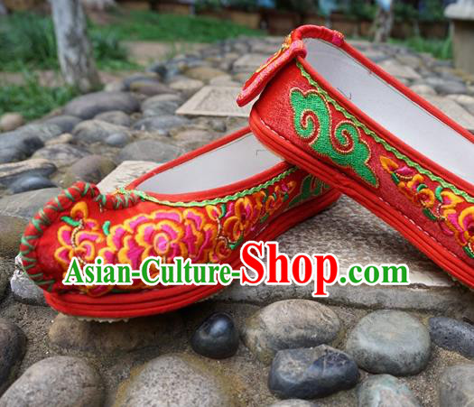 Traditional Chinese Embroidered Peony Red Shoes National Ethnic Wedding Shoes Hanfu Shoes for Women