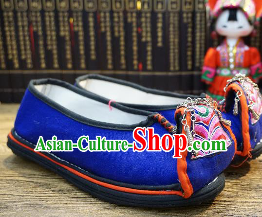Traditional Chinese Ethnic Embroidered Blue Shoes Handmade Yunnan National Shoes Hanfu Dress for Women
