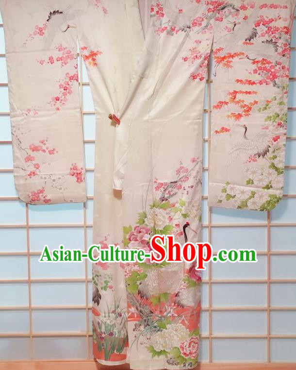 Traditional Japanese Beige Furisode Kimono Japan Classical Embroidered Crane Peony Pattern Yukata Dress Costume for Women
