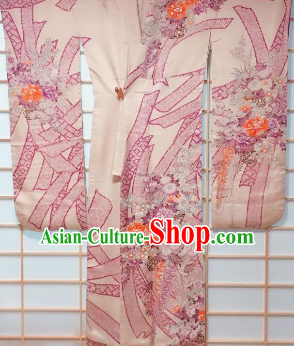 Traditional Japanese Light Pink Furisode Kimono Japan Classical Peony Pattern Yukata Dress Costume for Women