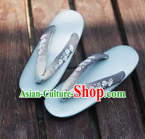 Traditional Japanese Classical Embroidered Grey Flip Flops Slippers Zori Geta Asian Japan Clogs Shoes for Women