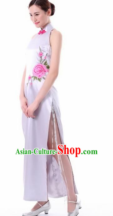 Chinese Fan Dance Grey Qipao Dress Traditional Classical Dance Stage Performance Costume for Women
