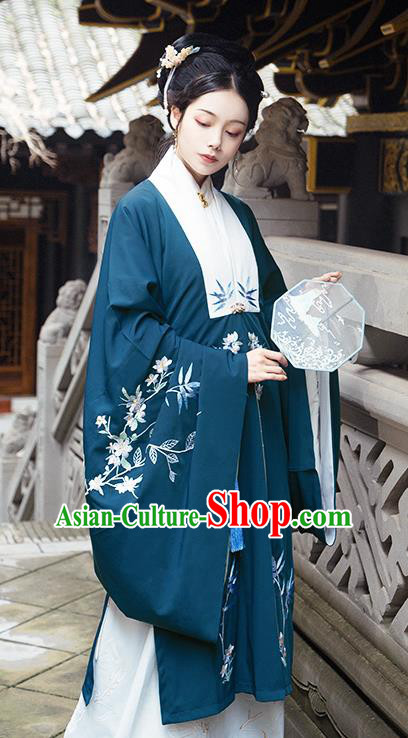 Chinese Traditional Ming Dynasty Duchess Historical Costume Ancient Countess Embroidered Blue Cape for Women