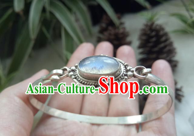 Chinese Zang Nationality Moonstone Silver Bracelet Handmade Traditional Tibetan Ethnic Jewelry Accessories for Women