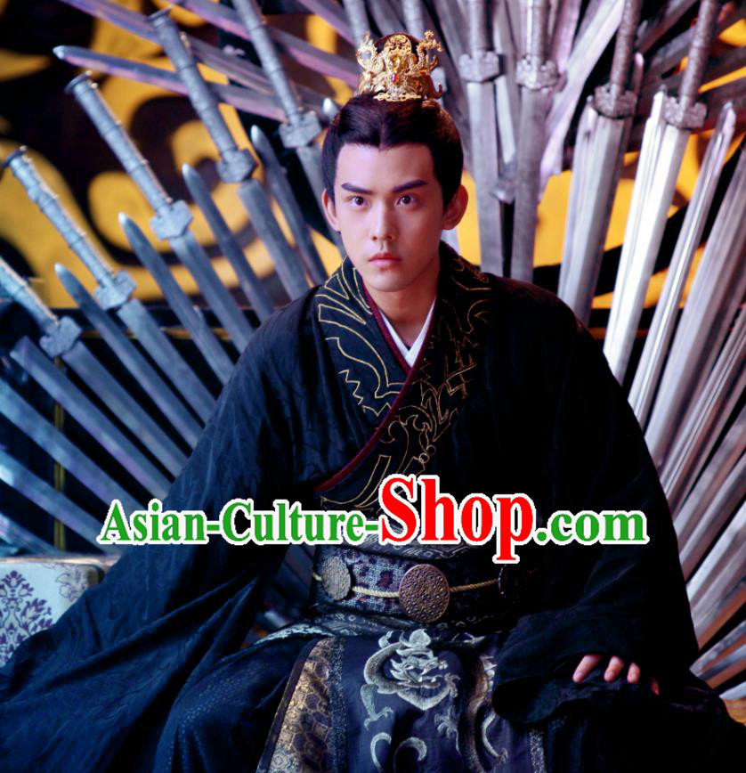 Chinese Ancient Han Dynasty Emperor Historical Drama Devastating Beauty Huangpu Weiming Costume and Headpiece for Men