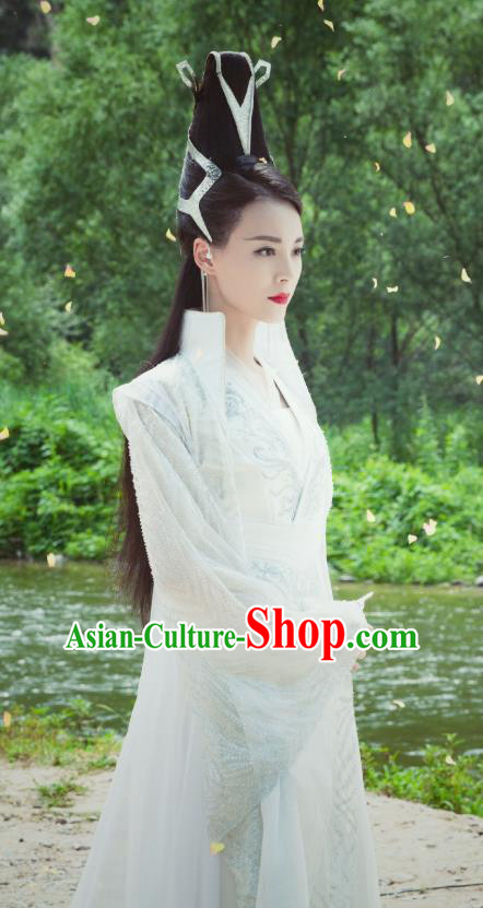 Chinese Ancient Yi Hua Palace Mistress Yao Yue Hanfu Dress Drama Handsome Siblings Costume and Headpiece for Women