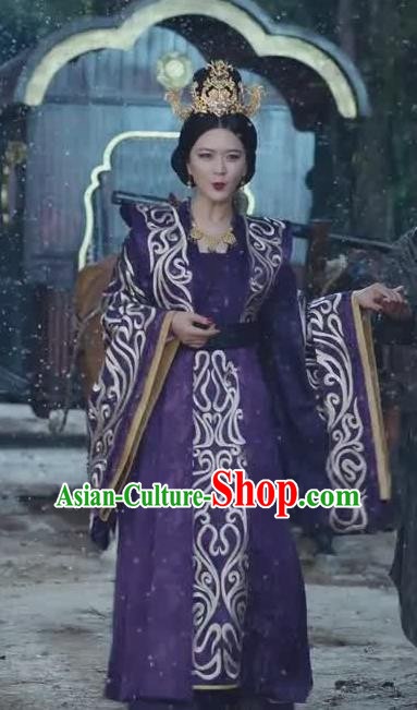 Chinese Ancient Royal Queen Purple Historical Drama Princess Silver Costume and Headpiece for Women
