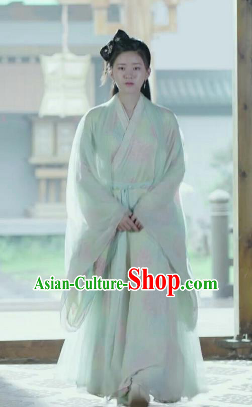 Chinese Drama Love Better Than Immortality Ancient Female Swordsman Chun Hua Historical Costume and Headpiece for Women