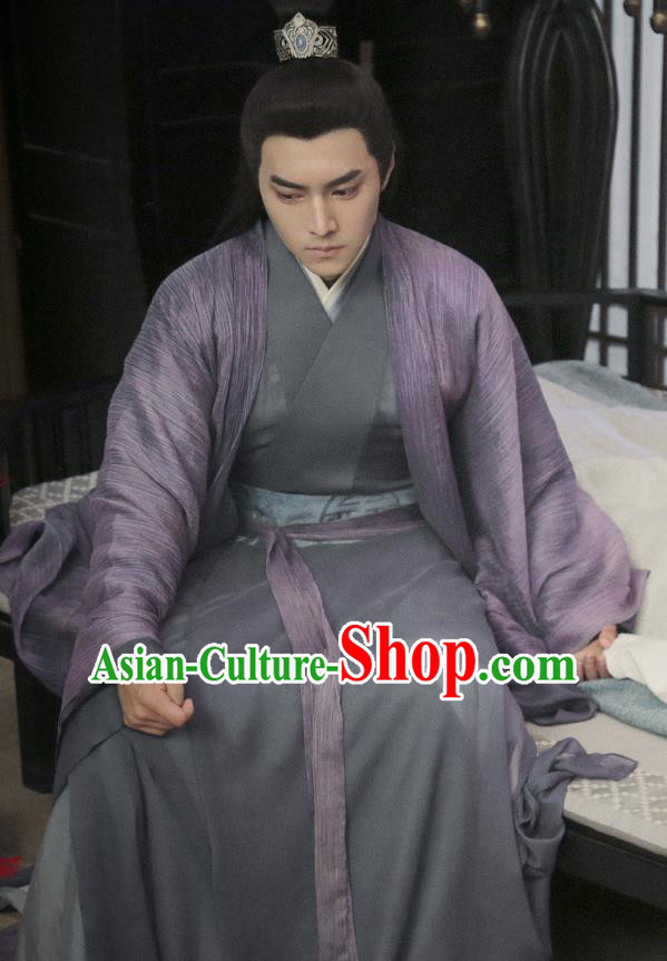 Chinese Drama Listening Snow Tower Ancient Swordsman Xiao Yiqing Historical Costume and Headwear for Men