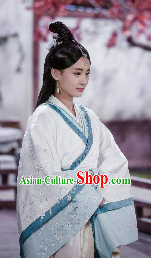 Chinese Ancient Court Princess White Dress Historical Drama Sword Dynasty Gongsun Qianxue Costume and Headpiece for Women