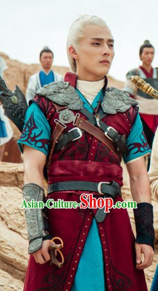 Chinese Ancient King Clothing and Jade Hairpin Drama The Taosim Crandmaster Swordsman Tie Lang Apparel and Headwear