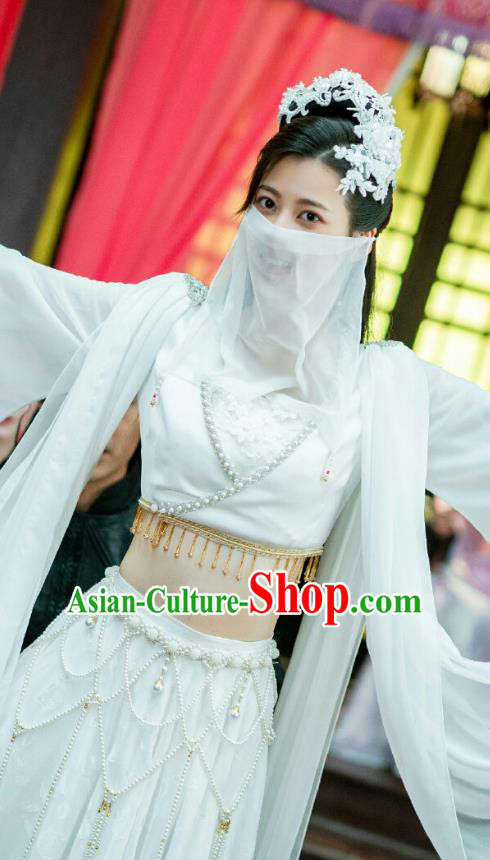 Chinese Ancient Dance Girl Historical Costumes Drama The Romance of Hua Rong White Hanfu Dress and Hair Jewelries