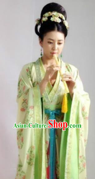 Chinese Ancient Court Lady Garment Costumes and Headdress Drama The World of Love Rani Du Siyu Green Hanfu Dress