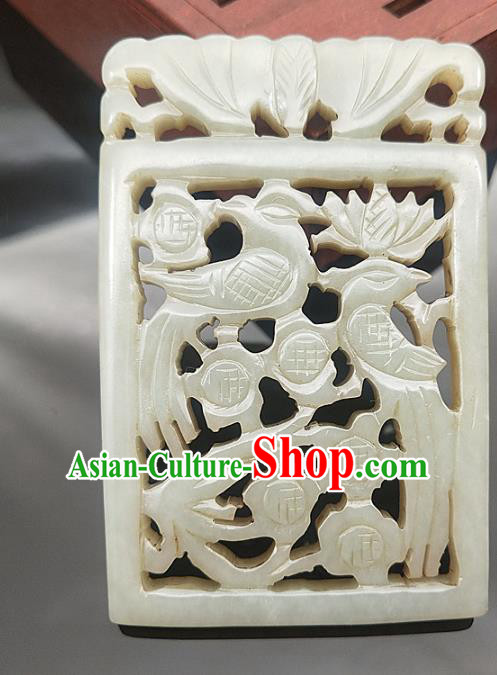 Chinese Handmade Jade Carving Accessories Handgrip Craft Jade Jewelry Jade Magpie Necklace Pendant