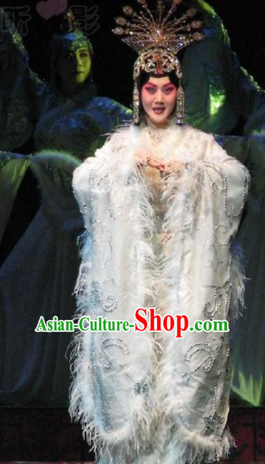 Chinese Beijing Opera Royal Rani Hanfu Dress Costumes Zeng Houyi Peking Opera Hua Tan Princess Consort White Garment Apparels and Hair Ornaments