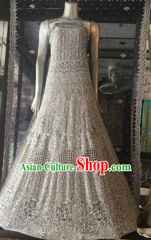 Indian Traditional Bride Exquisite Embroidered Grey Lehenga Dress Asian Hui Nationality Wedding Costume for Women