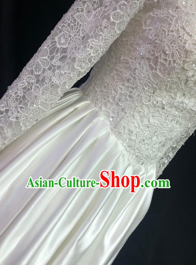 Top Grade Bride White Lace Satin Wedding Dress Bridal Full Dress Wedding Costume for Women