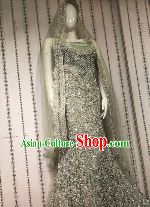 Indian Traditional Bride Green Lehenga Embroidered Dress Asian Hui Nationality Wedding Costume for Women