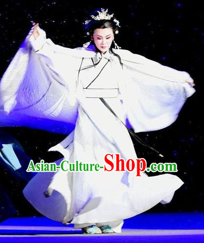 Chinese Shaoxing Opera Young Female White Dress Costumes and Headdress Yue Opera Hua Tan Cai Wenji Garment Apparels