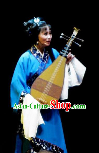 Chinese Kun Opera Countrywoman Hanfu Dress The Story of Pipa Peking Opera Garment Zhang Wuniang Apparels Tsing Yi Costumes and Headpieces