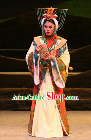 Chinese Shaoxing Opera Hua Tan Dress and Headdress Da Mo Li Ge Yue Opera Young Female Yuwen Fang Garment Apparels Costumes