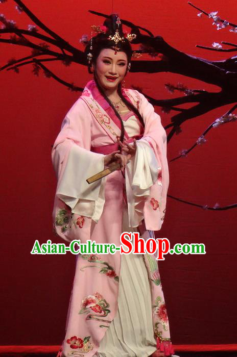 Chinese Shaoxing Opera Rich Lady Pink Dress Shuang Fei Yi Apparels Yue Opera Hua Tan Garment Costumes and Headpieces
