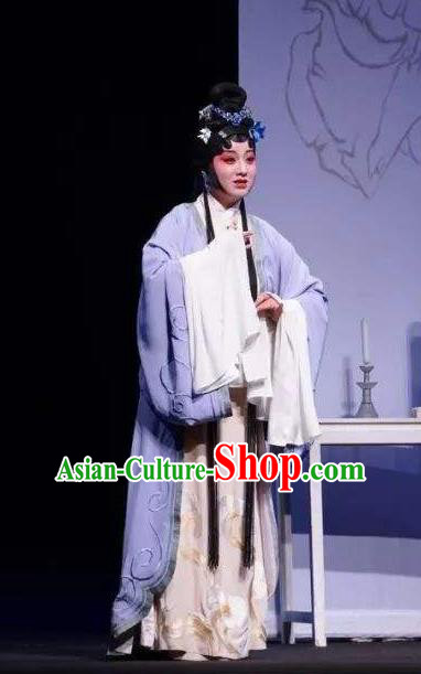 Chinese Kun Opera Young Lady Apparels Costumes and Headpieces Romance Juliet Kunqu Opera Hua Tan Diva Dress Garment