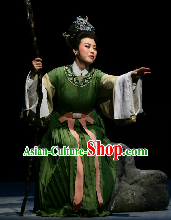 The Peacocks Fly To The Southeast Chinese Shaoxing Opera Dame Green Dress Yue Opera Apparels Garment Young Mistress Costumes and Hair Ornament