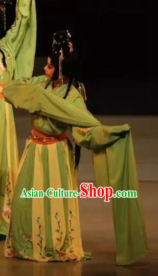 Traditional Chinese Kun Opera Young Female Apparels Costumes and Headpieces Zhu Meng Ji Traditional Kunqu Opera Actress Dress Garment